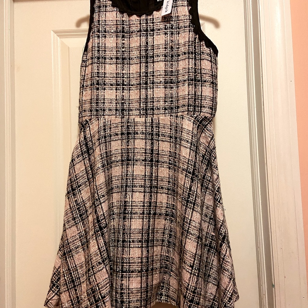 Girls pink & black sleeveless dress with zipper tag still on dress. Size 12